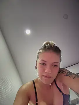 Snapshot of -Sexy_Barbie- chatting on February 16, 2026, 2:13 pm -Sexy Barbie- online show from February 16, 2026, 2:13 pm