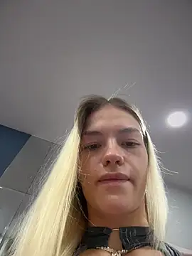 Snapshot of -Sexy_Barbie- chatting on February 28, 2026, 2:12 am -Sexy Barbie- online show from February 28, 2026, 2:12 am