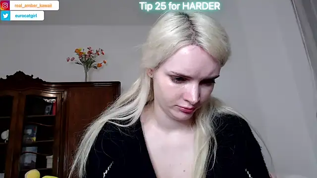 Snapshot of Amber_Kawaii chatting on March 9, 2025, 8:21 pm Amber Kawaii online show from March 9, 2025, 8:21 pm