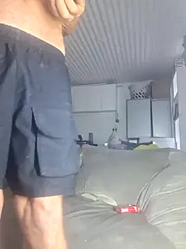 Snapshot of NICJOHNS chatting on December 20, 2024, 3:47 am NICJOHNS online show from December 20, 2024, 3:47 am