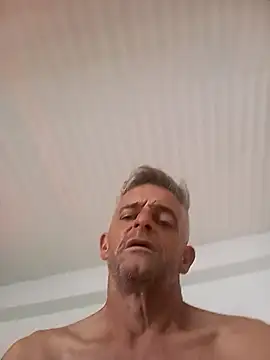 Snapshot of NICJOHNS chatting on December 29, 2024, 1:49 pm NICJOHNS online show from December 29, 2024, 1:49 pm