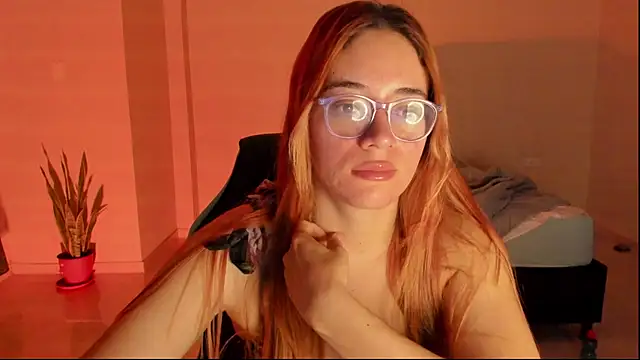 atenas 05  online show from February 13, 2026, 9:38 am