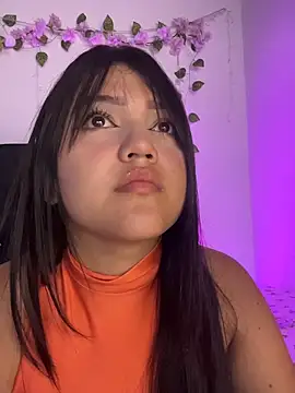 alisson carolina73 online show from February 18, 2026, 2:29 am