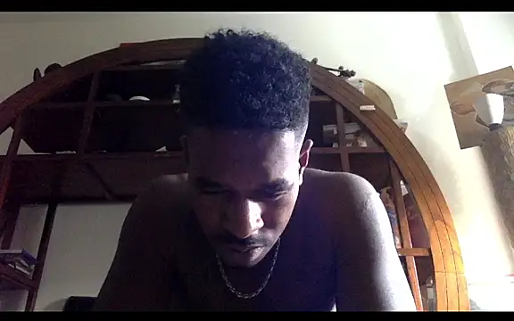 POPAYE972 online show from November 12, 2025, 2:17 pm