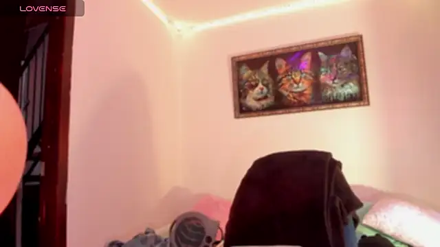 kiki cavilll online show from March 21, 2026, 3:37 pm