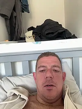 mrwright878787 online show from April 18, 2026, 11:58 am