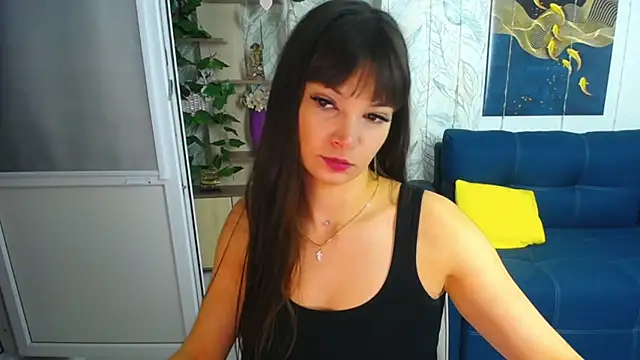 GoldenLadyyy online show from October 28, 2025, 6:06 am