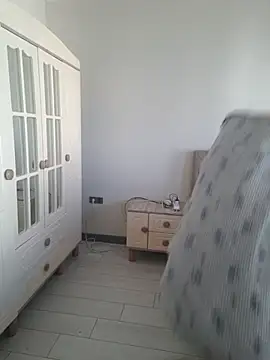 cansuozell online show from December 2, 2025, 9:36 am