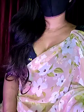 Snapshot of SexyAndHottie chatting on December 3, 2024, 3:11 pm SexyAndHottie online show from December 3, 2024, 3:11 pm