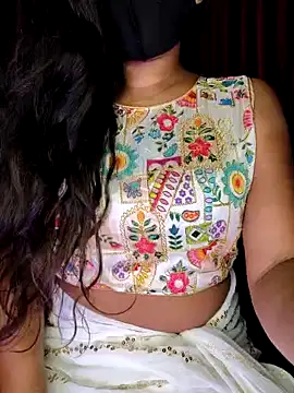 Snapshot of SexyAndHottie chatting on December 7, 2024, 2:53 am SexyAndHottie online show from December 7, 2024, 2:53 am