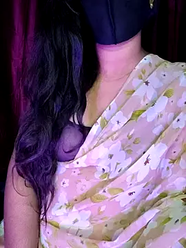 Snapshot of SexyAndHottie chatting on January 4, 2025, 4:11 pm SexyAndHottie online show from January 4, 2025, 4:11 pm