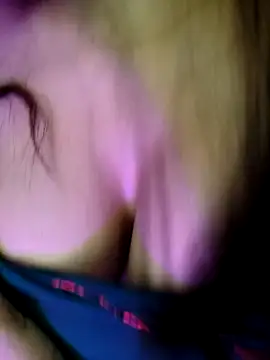 Snapshot of SexyAndHottie chatting on January 21, 2025, 2:54 am SexyAndHottie online show from January 21, 2025, 2:54 am