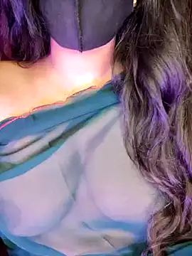 Snapshot of SexyAndHottie chatting on March 9, 2025, 9:24 am SexyAndHottie online show from March 9, 2025, 9:24 am