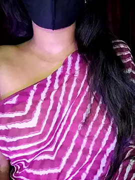 Snapshot of SexyAndHottie chatting on March 10, 2025, 6:12 pm SexyAndHottie online show from March 10, 2025, 6:12 pm