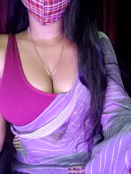 Snapshot of SexyAndHottie chatting on March 18, 2025, 4:59 pm SexyAndHottie online show from March 18, 2025, 4:59 pm