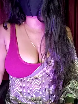 Snapshot of SexyAndHottie chatting on March 23, 2025, 8:59 am SexyAndHottie online show from March 23, 2025, 8:59 am