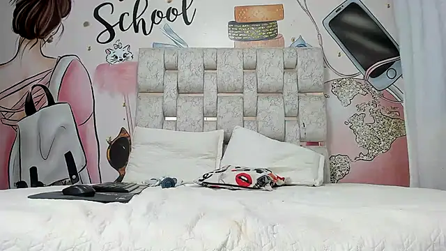 Snapshot of KOURTNEY-- chatting on January 13, 2025, 4:28 am KOURTNEY-- online show from January 13, 2025, 4:28 am