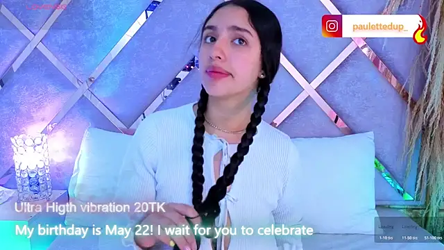 Snapshot of paulette_dupont chatting on May 16, 2026, 12:18 am paulette dupont online show from May 16, 2026, 12:18 am