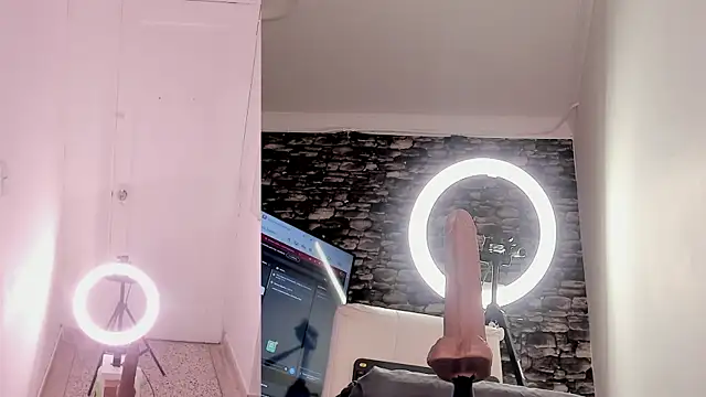 Snapshot of zoe_backer chatting on February 21, 2026, 11:22 am zoe backer online show from February 21, 2026, 11:22 am