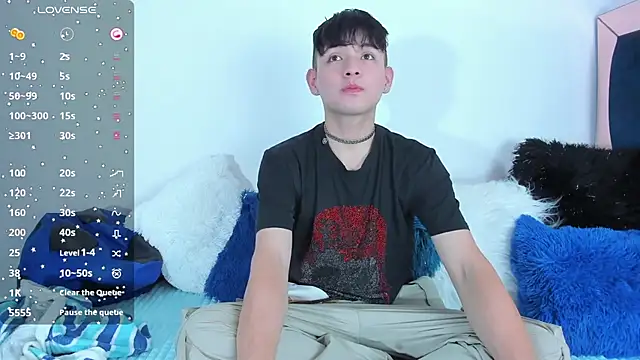 Snapshot of Bragam_Stiven chatting on February 11, 2025, 11:12 pm Bragam Stiven online show from February 11, 2025, 11:12 pm