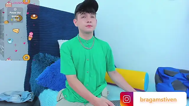 Snapshot of Bragam_Stiven chatting on September 27, 2025, 9:25 am Bragam Stiven online show from September 27, 2025, 9:25 am