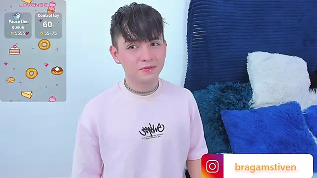 Snapshot of Bragam_Stiven chatting on September 29, 2025, 10:25 pm Bragam Stiven online show from September 29, 2025, 10:25 pm