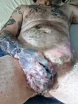 PNTlooker256 online show from April 28, 2026, 3:06 pm