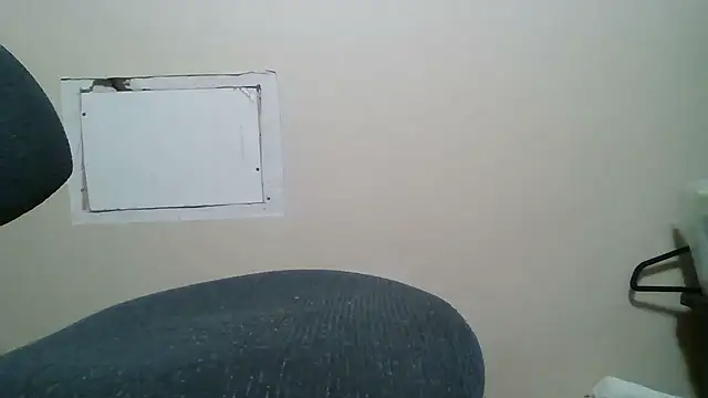 Snapshot of BigDcrizz chatting on October 19, 2025, 4:35 am BigDcrizz online show from October 19, 2025, 4:35 am