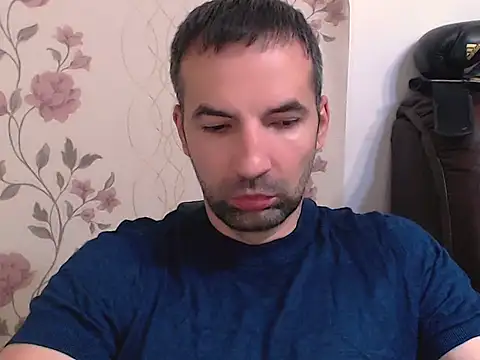 Snapshot of Leo_1617 chatting on July 10, 2026, 4:50 am Leo 1617 online show from July 10, 2026, 4:50 am