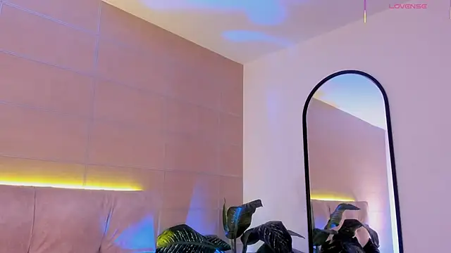 Karito-28 online show from October 16, 2025, 12:06 pm