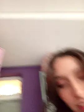 Karito-28 online show from December 4, 2025, 1:31 pm