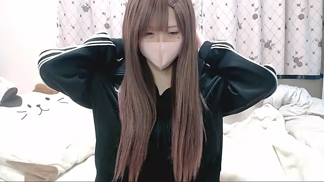  hiyor  online show from February 1, 2026, 7:01 pm