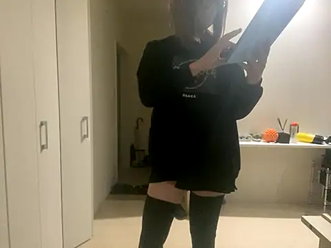 Snapshot of mel__mel chatting on October 15, 2025, 5:24 pm mel mel online show from October 15, 2025, 5:24 pm