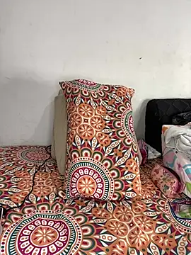 Nadia-melej online show from January 11, 2026, 3:50 pm