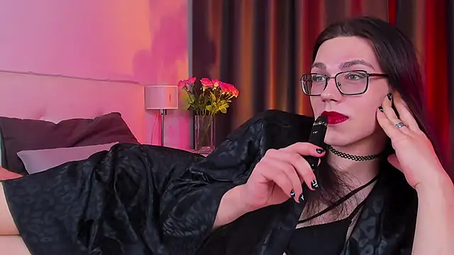 Alfreda Mills online show from January 31, 2025, 8:43 pm