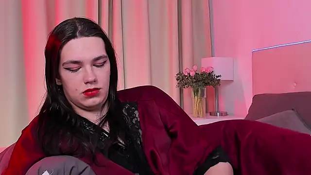 Alfreda Mills online show from March 16, 2025, 10:44 am