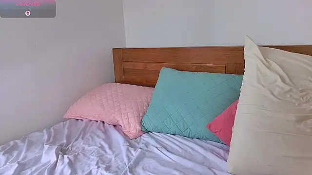 SashaStory online show from November 14, 2025, 7:29 am