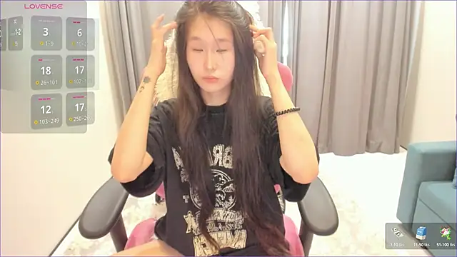 sweetiebunny22 online show from February 16, 2025, 5:59 am