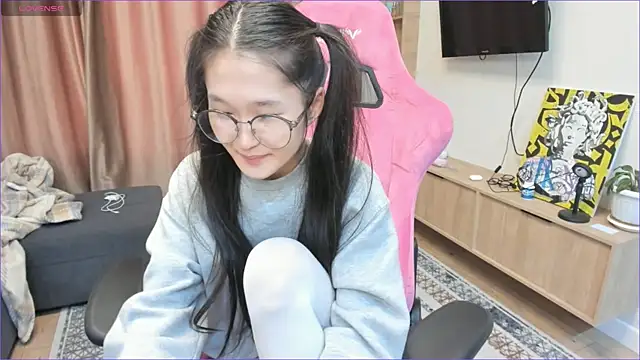 sweetiebunny22 online show from September 19, 2025, 8:38 am