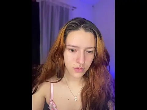 Ginger Foxy online show from May 14, 2026, 4:19 am
