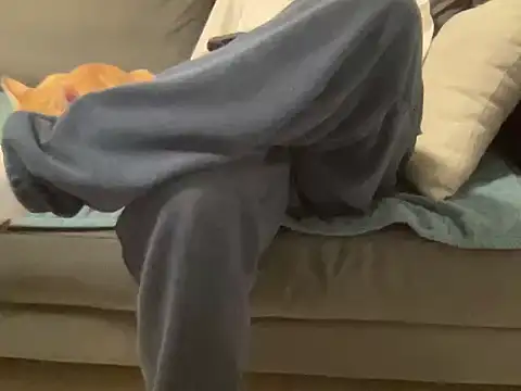 Snapshot of 4small4inchlol chatting on February 26, 2026, 11:37 pm 4small4inchlol online show from February 26, 2026, 11:37 pm