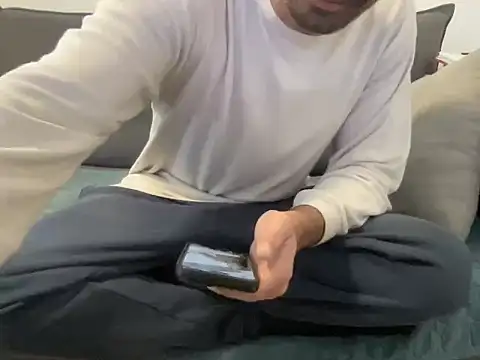 Snapshot of 4small4inchlol chatting on March 1, 2026, 9:44 am 4small4inchlol online show from March 1, 2026, 9:44 am