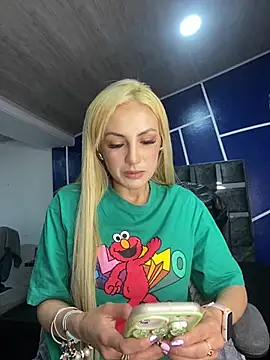 alicev kitty online show from March 6, 2025, 1:03 pm