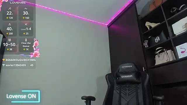 Snapshot of MeganDaviees chatting on February 21, 2025, 6:07 am MeganDaviees online show from February 21, 2025, 6:07 am