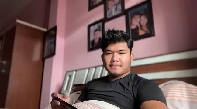 rasbari22 online show from February 6, 2025, 9:22 am