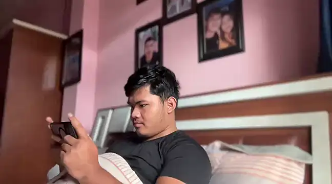 rasbari22 online show from February 7, 2025, 9:16 am