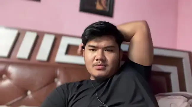 rasbari22 online show from February 8, 2025, 8:32 pm