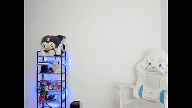 meganthompsonn22 online show from April 2, 2026, 6:11 am