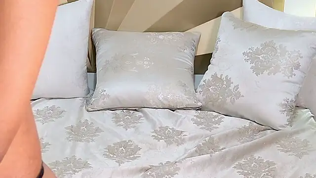 PassionMacoll online show from March 15, 2026, 2:39 am