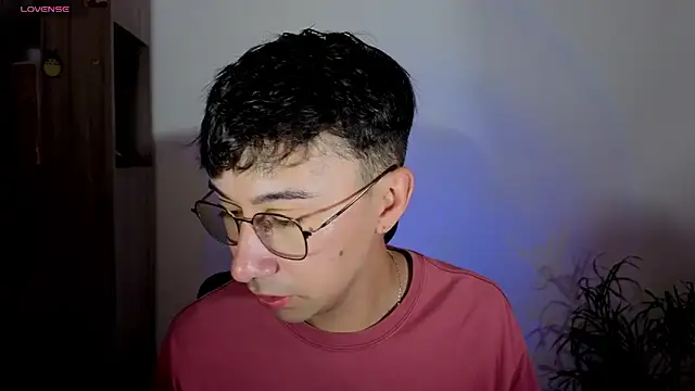 cameron cum online show from October 10, 2025, 12:59 pm